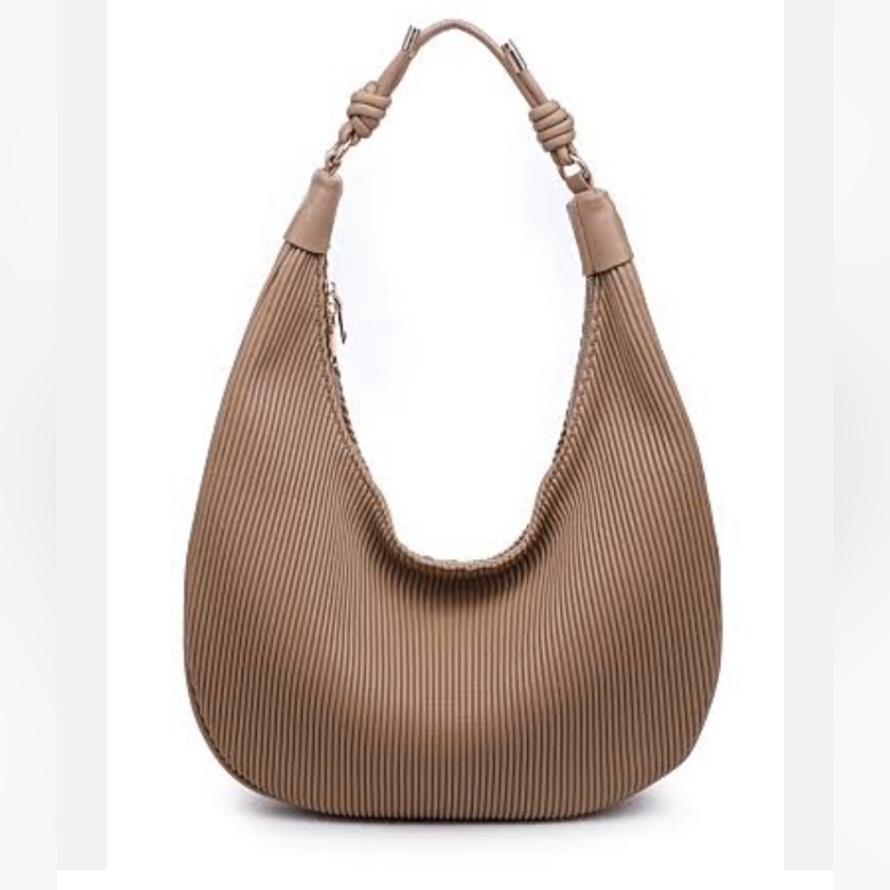 Urban Expressions nude purse